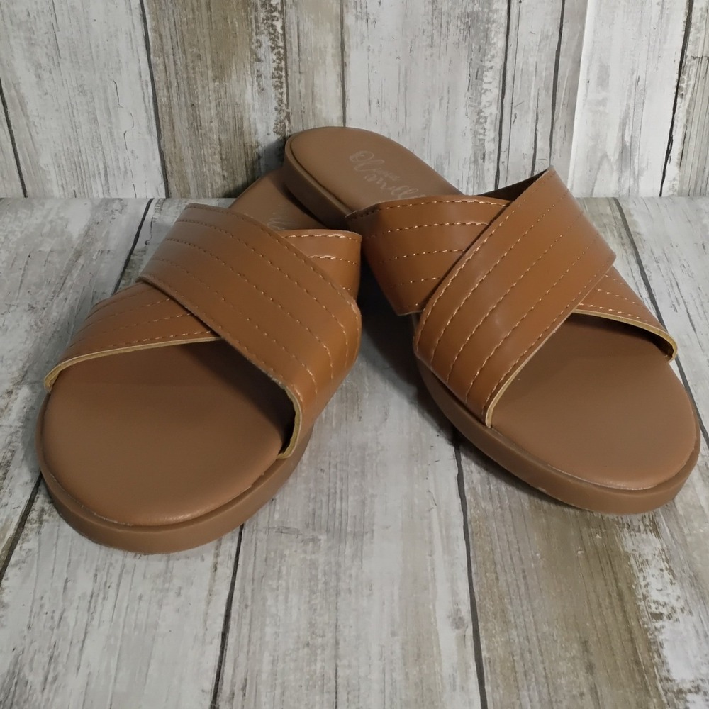 Olivia Miller Womens Tan Faux Leather Crisscross Slide Sandals Size 7 Flat Shoes